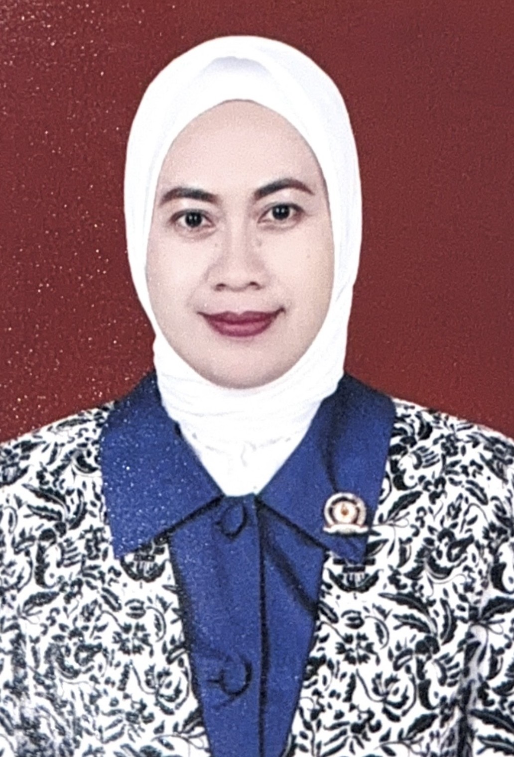 Bdn. Hj. Neng Yanti Widiyanti, SST., M.Kes